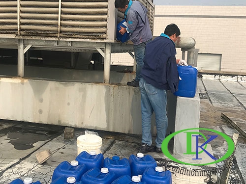 良機(jī)冷卻塔水處理
